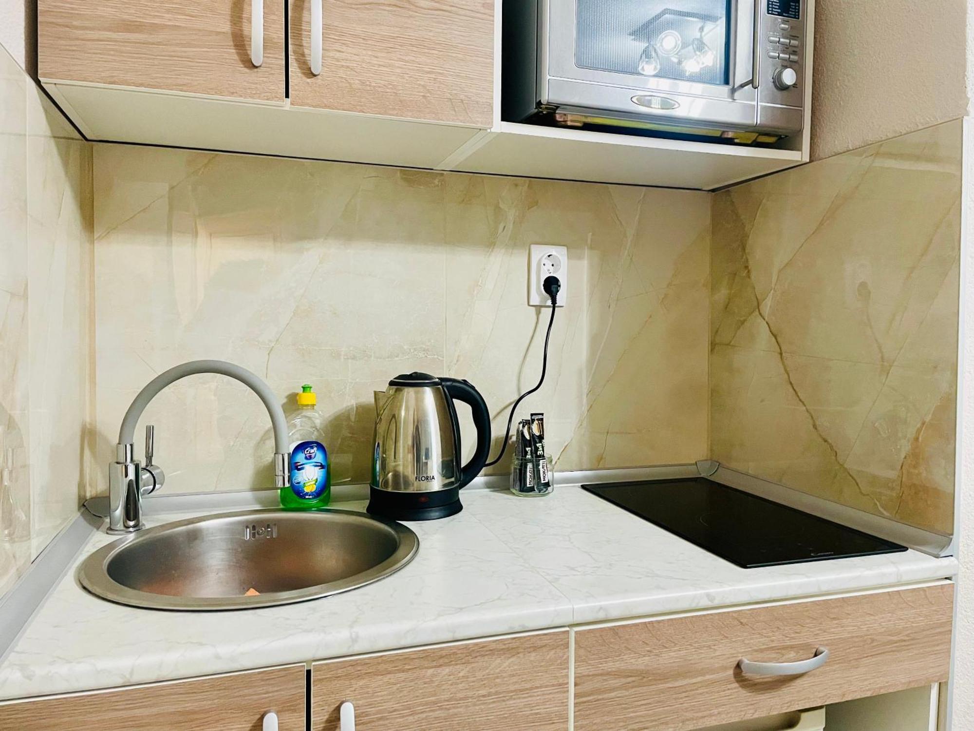 T&N Studio-Center-Free Parking,Ac,Train-Bus Station Sarajevo Bagian luar foto