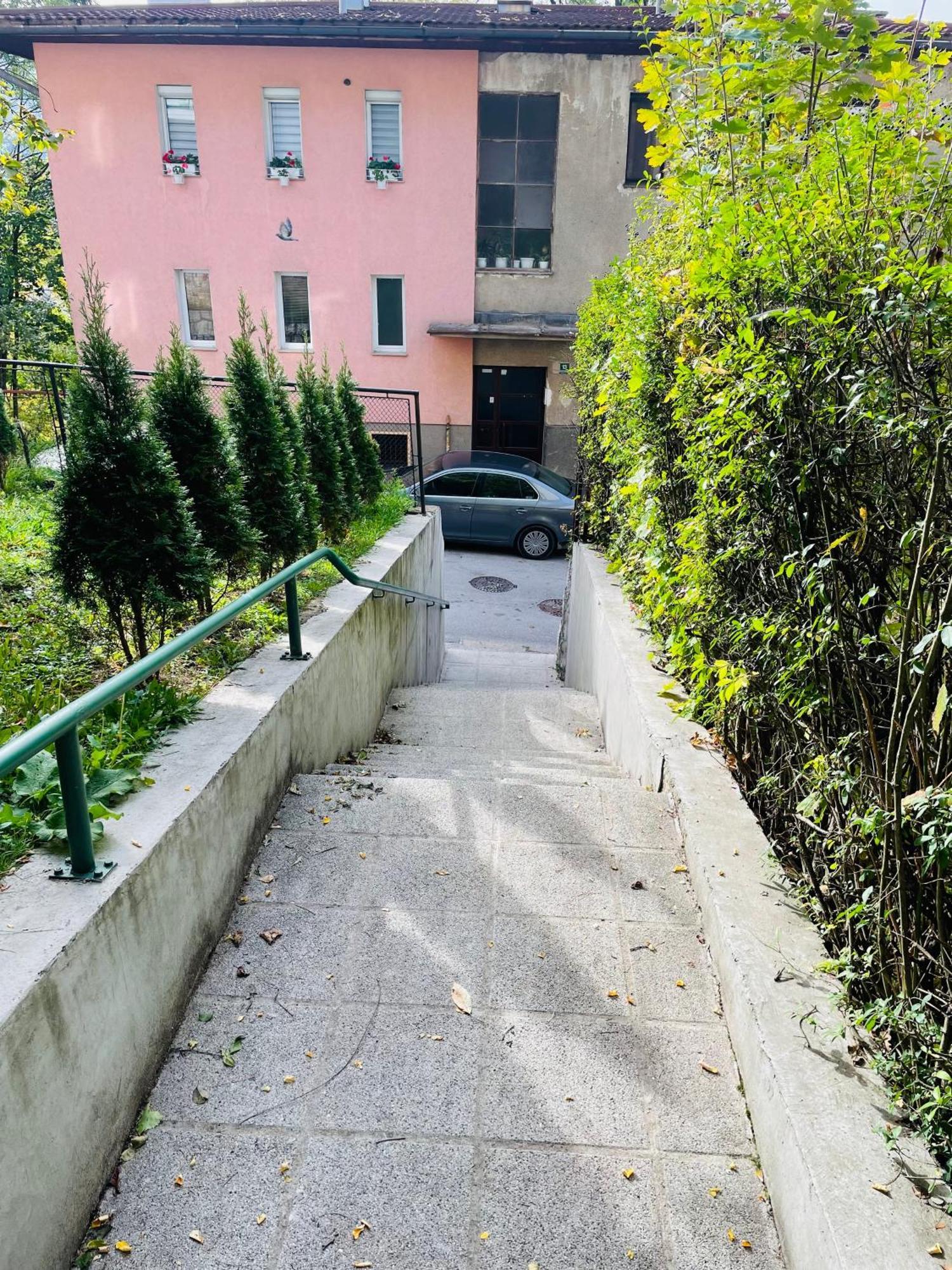 T&N Studio-Center-Free Parking,Ac,Train-Bus Station Sarajevo Bagian luar foto