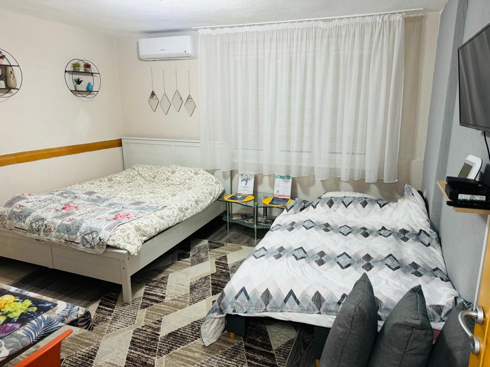 T&N Studio-Center-Free Parking,Ac,Train-Bus Station Sarajevo Bagian luar foto